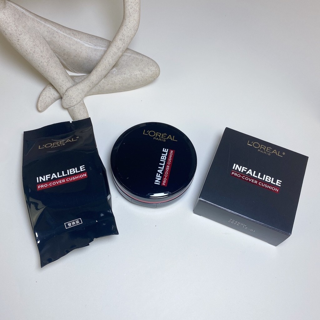 ส่วนบุคคล 45 LOreal Black Fatty Cushion 14g พร้อม Replacement Pack.Color No.120 #, 200 #, 240 #, 320