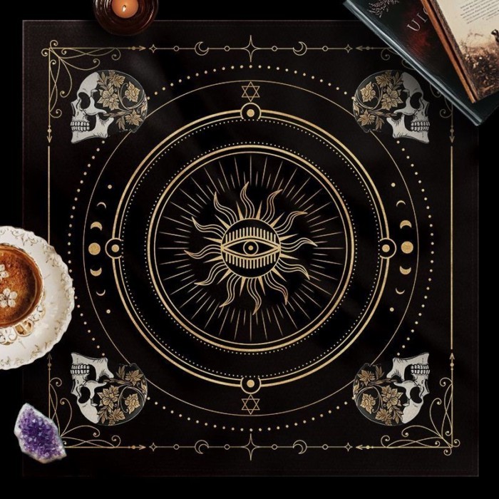 พร้อมสต็อก [ผ้าสักหลาดหนาขึ้น] ผ้าปูโต๊ะเกมกระดานสไตล์ใหม่ผ้าปูโต๊ะไพ่ทาโรต์ทํานายผ้าปูโต๊ะกลุ่มดาวการ์ดผ้าปูโต๊ะไพ่ทาโรต์ป้องกันฝุ่นตกแต่งจักรวาลผ้าปูโต๊ะพิธีแท่นบูชาผ้ - รูปที่ 6