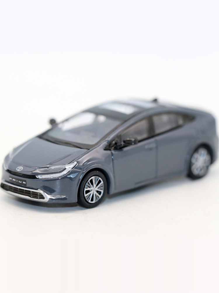 Para 1 64 Alloy Car PRIUS 2023 Toyota PRIUS โมเดลรถ ของเล่น รถสปอร์ต Out of Print Car Model