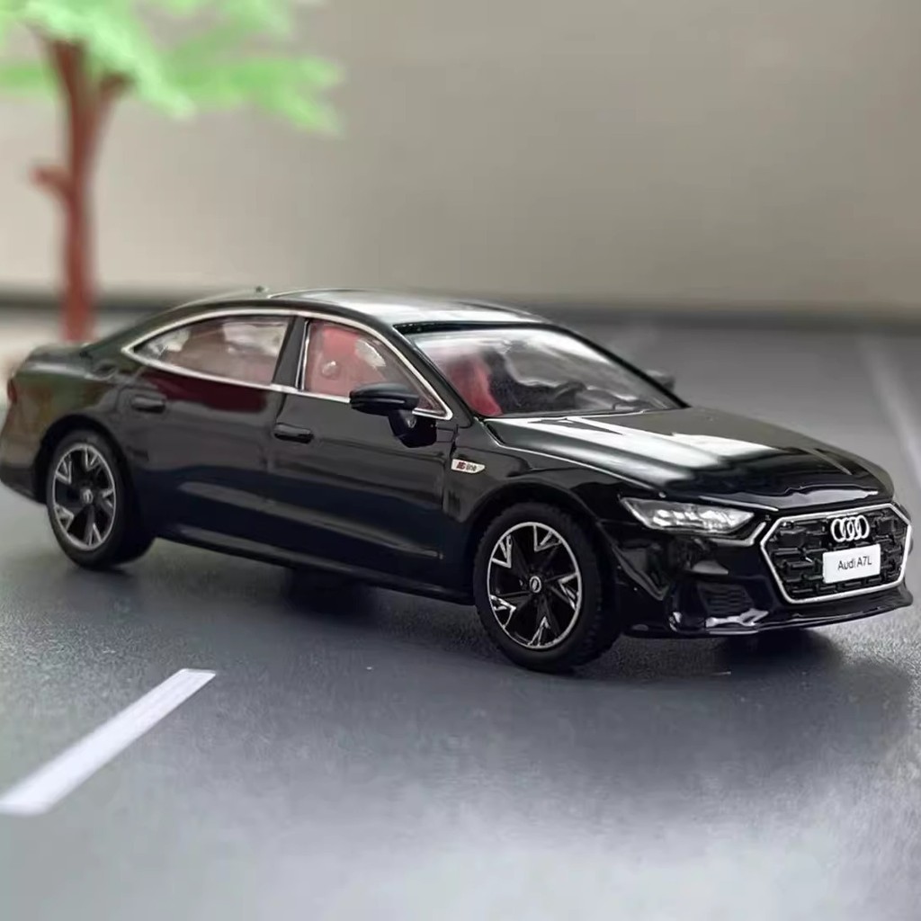 คลังสินค้าพร้อม Mai Sidi 1: 64 AUDI A7L2022 AUDI จําลองรถรุ่นคอลเลกชันตกแต่งสํานักงานออกจากรุ่นรถพิม