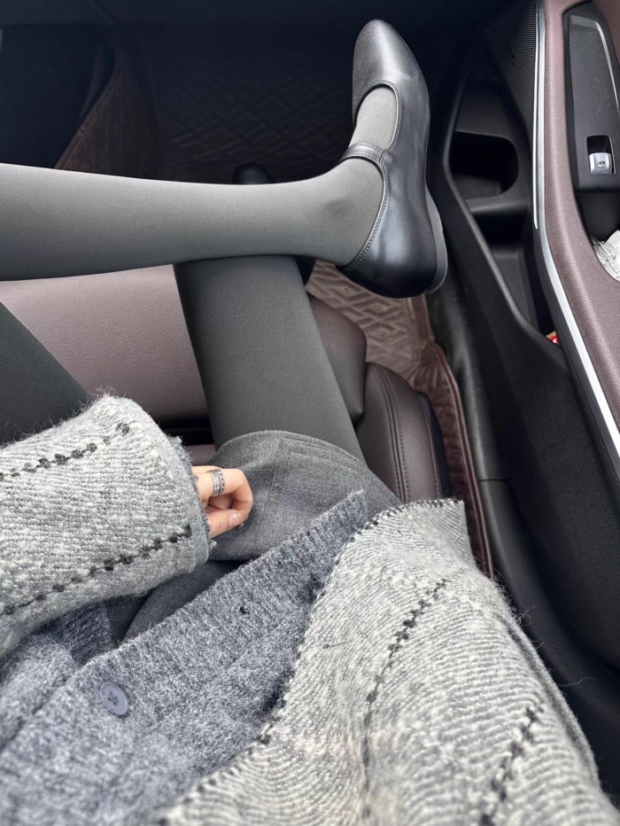 พันท์โฮสสไตล์เรโทรสีกาแฟสำหรับฤดูใบไม้ผลิและใบไม้ร่วง ออกแบบเพื่อลดน้ำหนักและปรับแต่งรูปทรงขา พร้อมเทคโนโลยีต้านการยึดรั้ง - รูปที่ 6