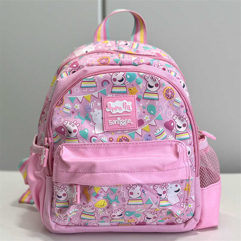 กระเป๋าเป้สะพายหลัง Smiggle สำหรับเด็กอนุบาล ออกแบบตามลายการ์ตูน Piglet และ Peppa พร้อมกระเป๋าเก็บขอ