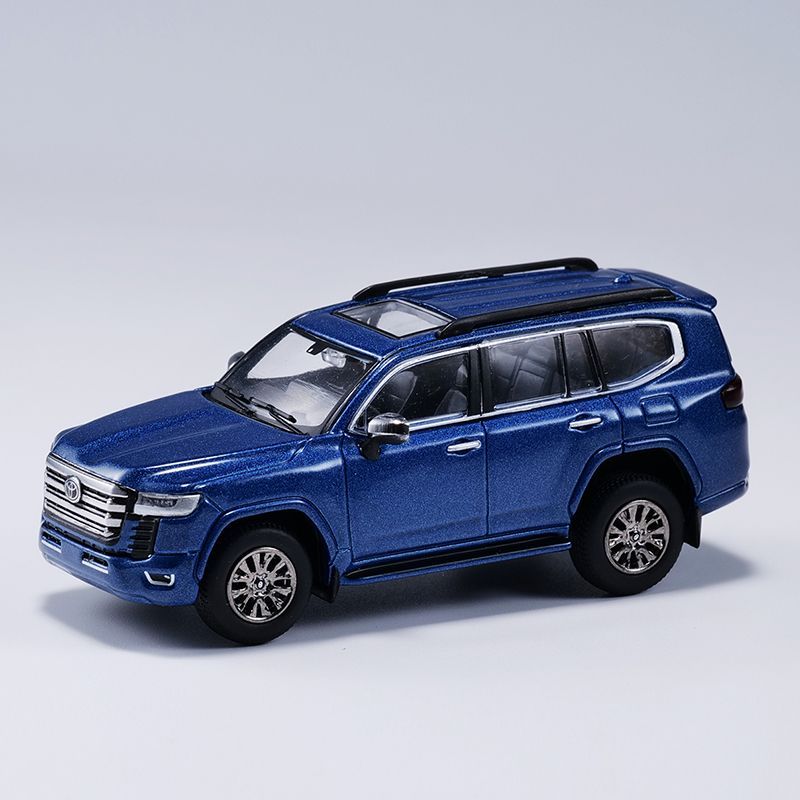 GCD 1: 64 Toyota Land Cruiser Land Cruiser LC300 Street รถจําลองรถรุ่นคอลเลกชัน