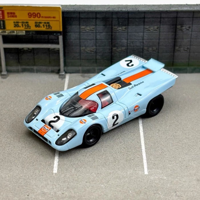 Tiny Sparky 1/64 ชุดน้ํามัน Porsche Bay Gulf 917-#2 โมเดลรถโลหะผสม Micro Shadow Out of Print Car Mod