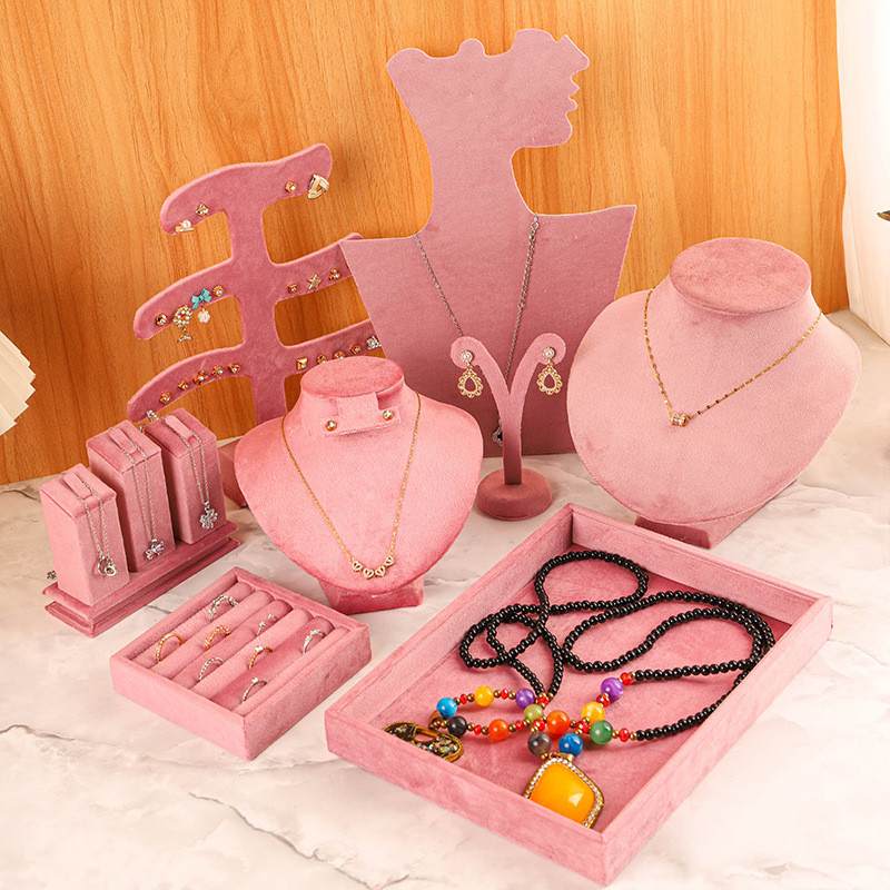 กล่องเครื่องประดับชั้นวางจอแสดงผล Cross-border Spot กํามะหยี่สีชมพูชั้นวางเครื่องประดับสร้อยคอต่างหู