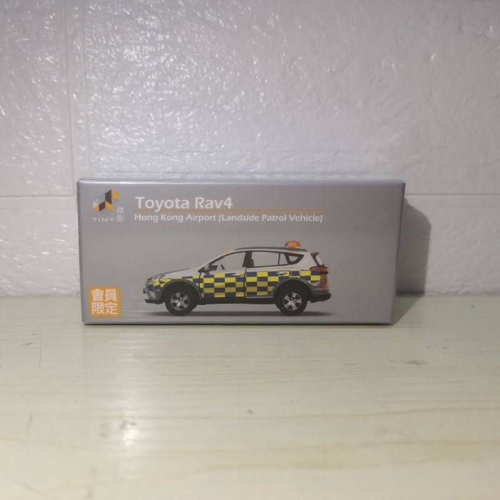 TINY Micro Shadow Toyota Rav4 Hong Kong Airport Traffic Management Vehicle 1: 64 Membership Limited 