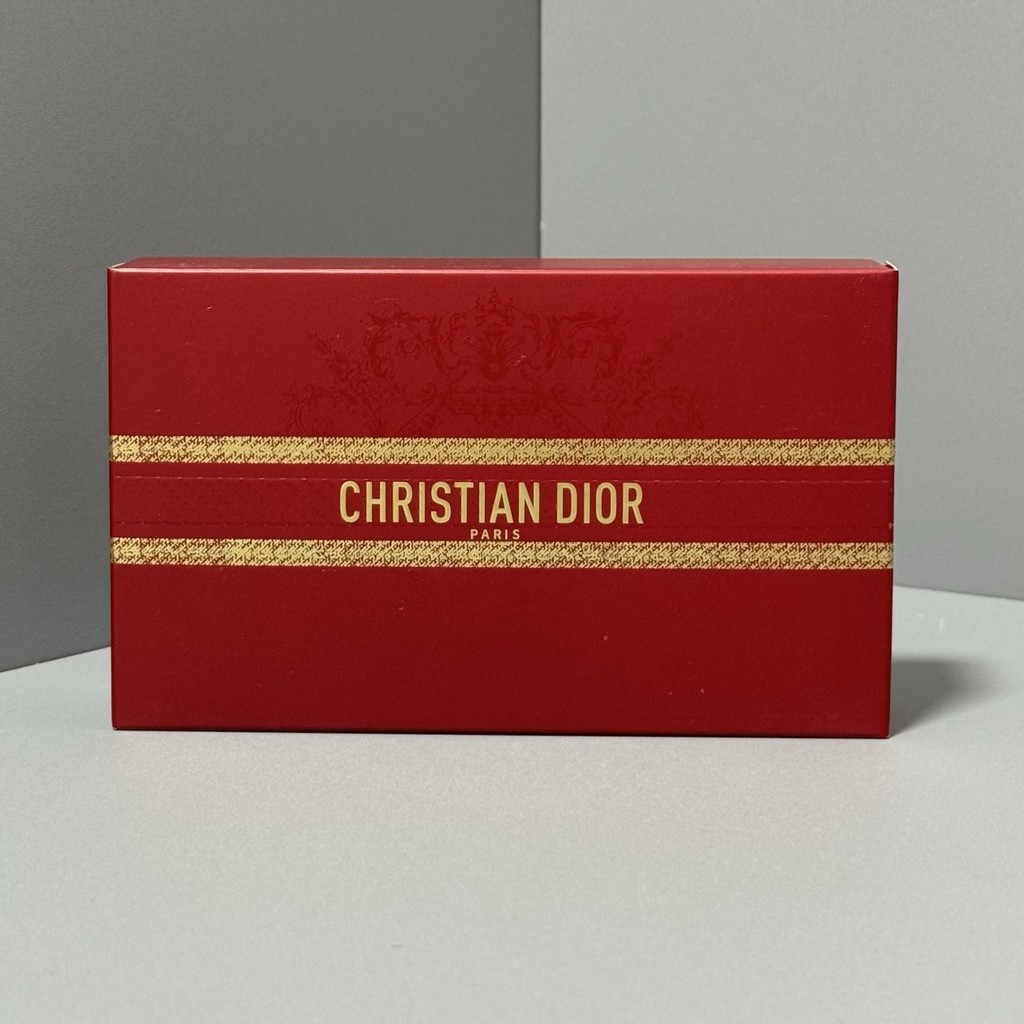 แฟชั่นยิงจริง❤ 50/ชุด 24 การแก้ไข ลิปสติกทองคําสีฟ้าตัวอย่างชุดห้าชิ้น/ตรุษจีนรุ่นยิงจริงพร้อมสต็อก❗