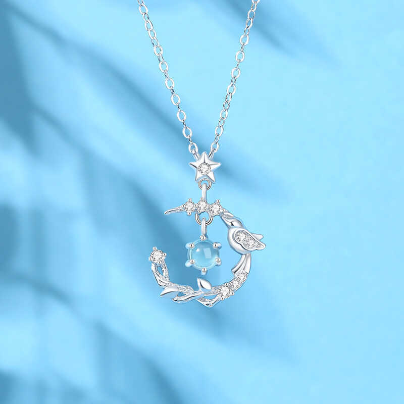 สร้อยค้อมอriosสไตล์หรูหรา จากวัสดุเงินสเตอร์ลิง ดีไซน์เรียบหรูจากอิทธิพลของมอริ