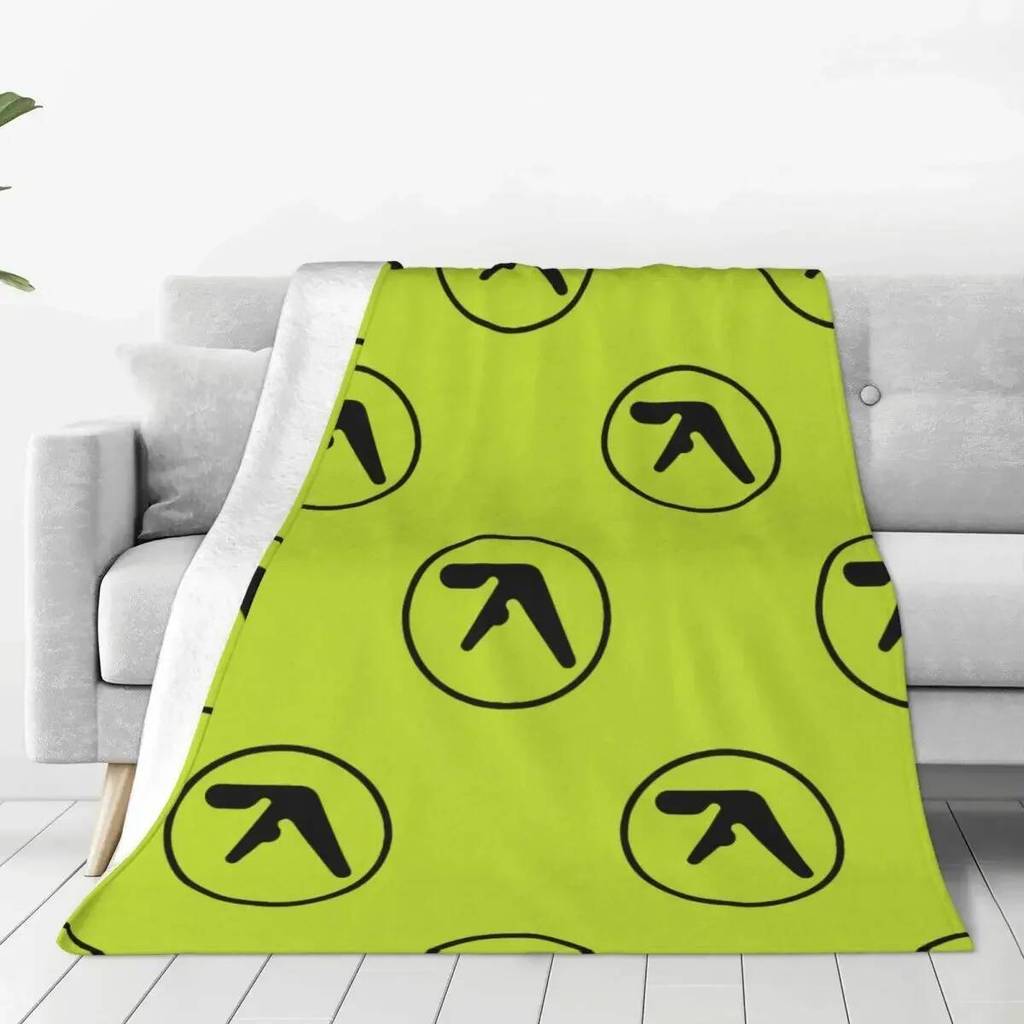 Aphex Twin Richard D James ผ้าห่มเพลง Flannel ฤดูใบไม้ผลิ Breathable น้ําหนักเบาบางโยนผ้าห่มสําหรับโซฟา Travel พรมชิ้น