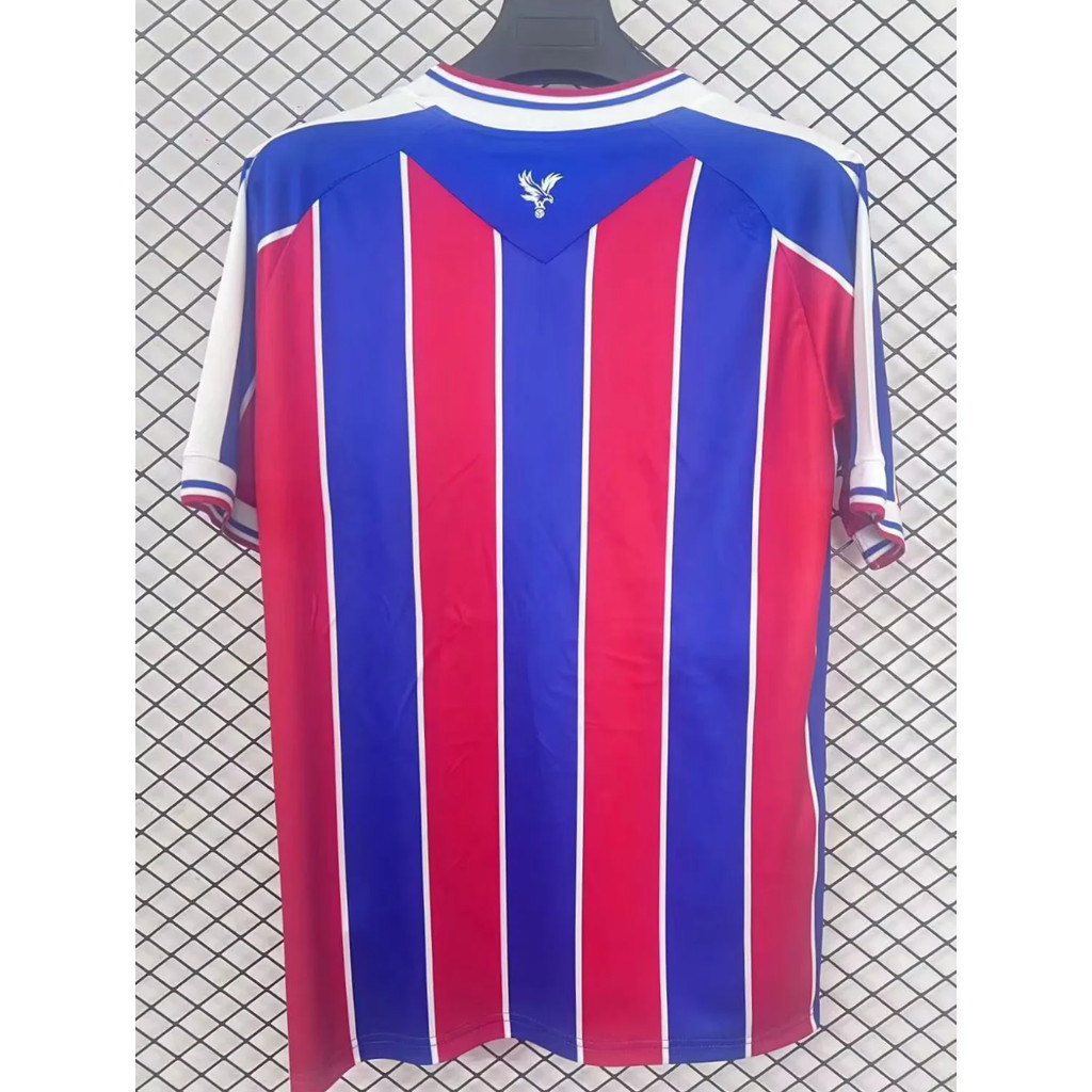 เสื้อฟุตบอลCrystal Palace Home สำหรับกองเชียร์และสวมใส่วันสบาย