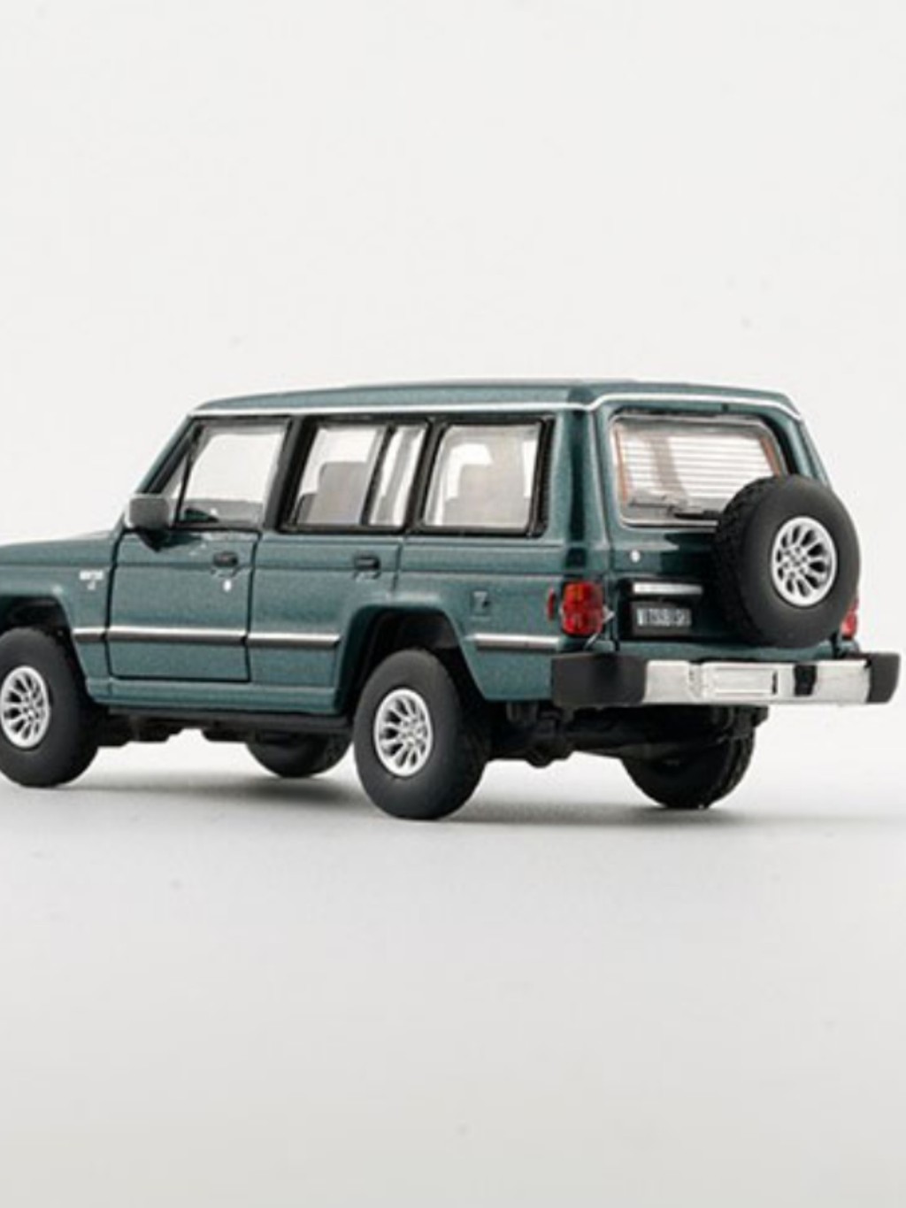 BMC 1 64 Pajero MK1 1983 3 * Lingpajero Generation Jeep Alloy Car Model Out of Print Car Model