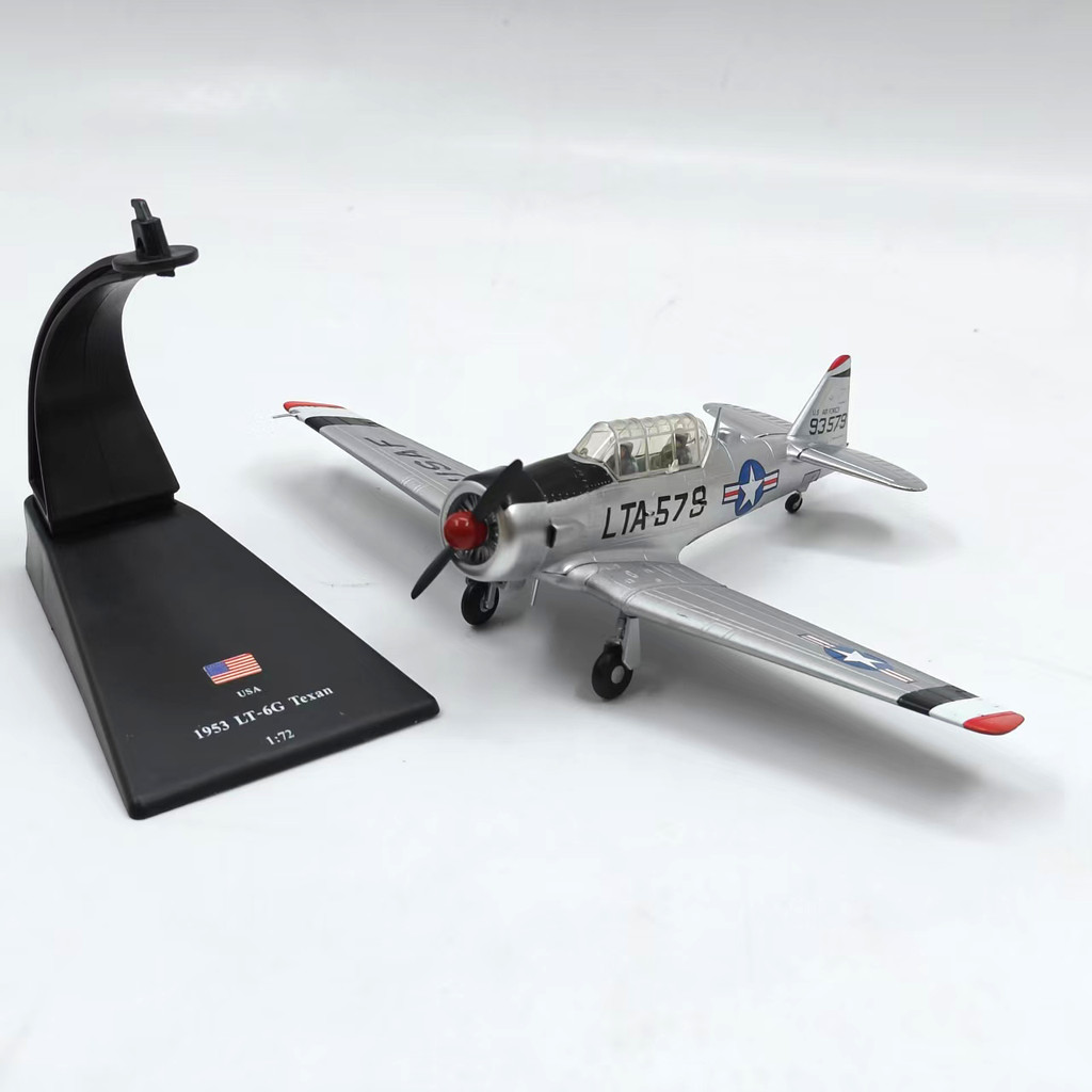 1: 72 LT-6ก อเมริกันเทรนเนอร์รุ่นสงครามโลกครั้งที่สองจําลองโลหะผสมผลิตภัณฑ์สําเร็จรูปแบบคงที่ทหารรุ่