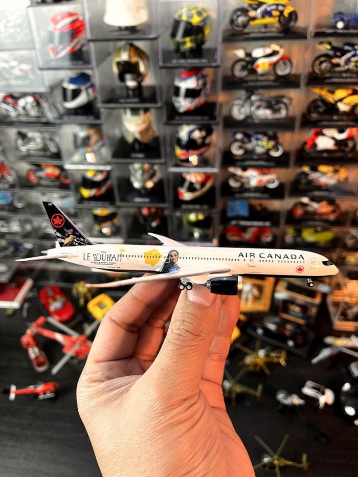 NG1: 400 Scale Alloy Airplane Boeing 787-9 Canadian Airlines C-FVLX Model Gift Collection