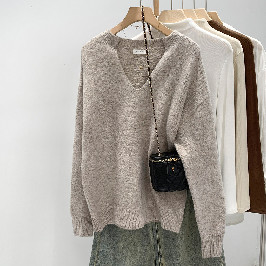 เสื้อคลุมตัวแขนยาวแบบคอวี