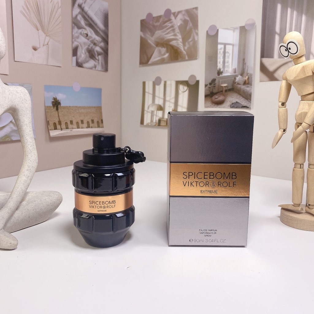 New Cushion ส่วนบุคคล 60 Viktor & rolf Spicebomb Extreme, 2015 Viktor & rolf Spicebomb Extreme, 2015