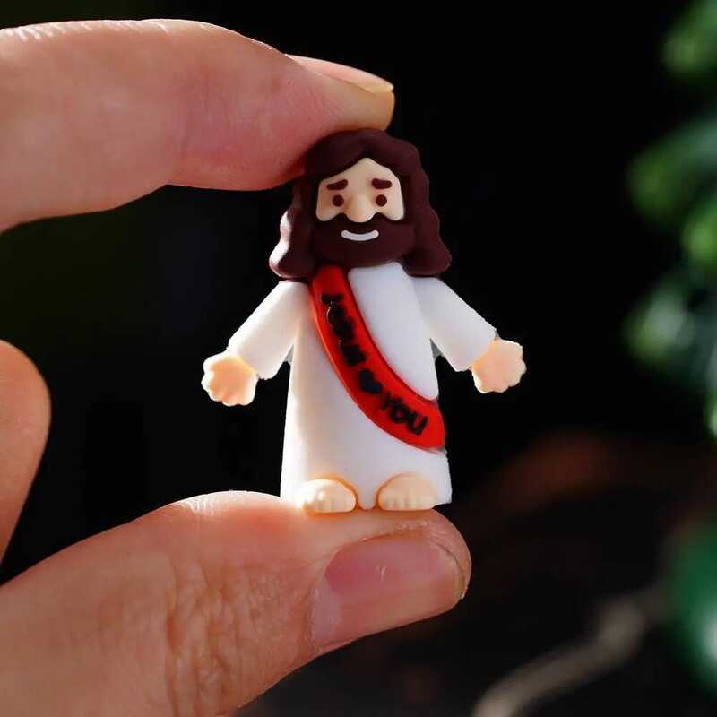 C 50Pcs Mini Jesus Statue Easter Decoration Jesus Toys Figure Christ Religious Savior Jesus Doll Ea