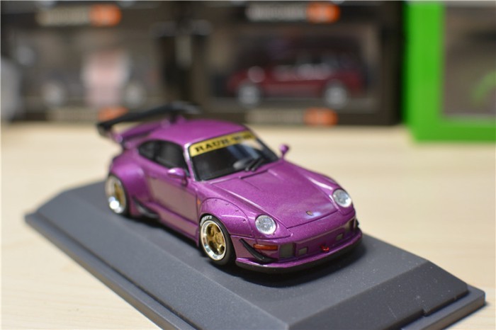 Schuco Schuco 1: 43 Porsche Porsche 911 (993) RWB Wide Body สีม่วง พร้อมส่ง