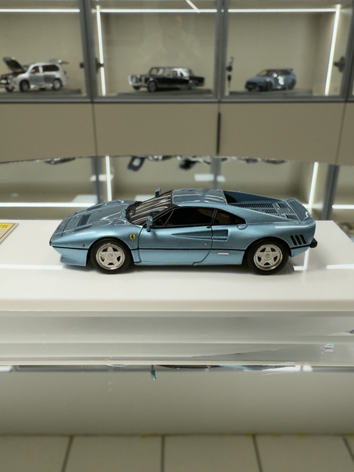 DMH 1/64 Scale Ferrari 288GTO โมเดลรถเรซิ่น