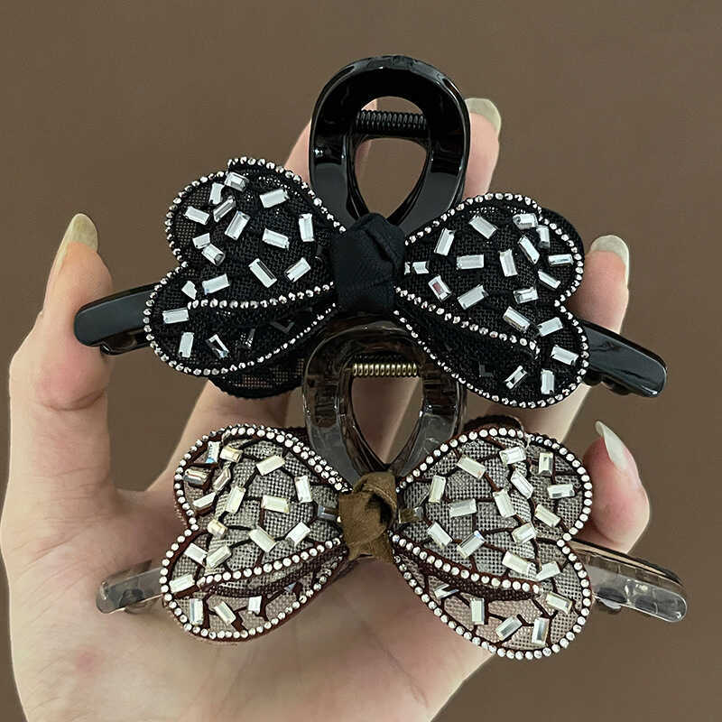 Tik Tok Niche Crystal Bow Grab Clip คลิปฉลาม เฉพาะแสงหรูหราสามมิติกระพริบเพชรคลิปหัวหลัง