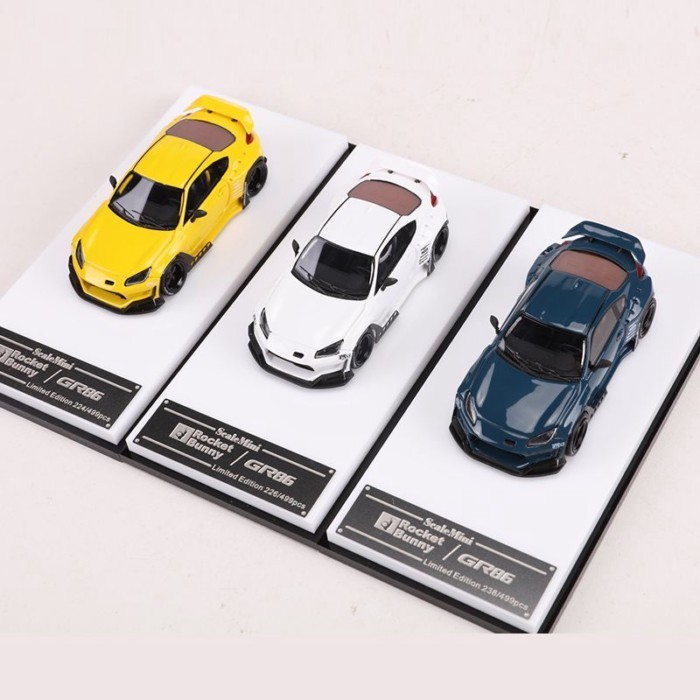 ScaleMini 1/64 Toyota GT86 Rocket Rabbit Rocket Bunny Wide Body Modified Version Alloy Car Model
