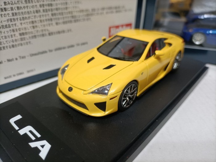 MARK43 1 43 Toyota Lexus Lexus Supercar Model Lexus LFA RHD Pearl Yellow