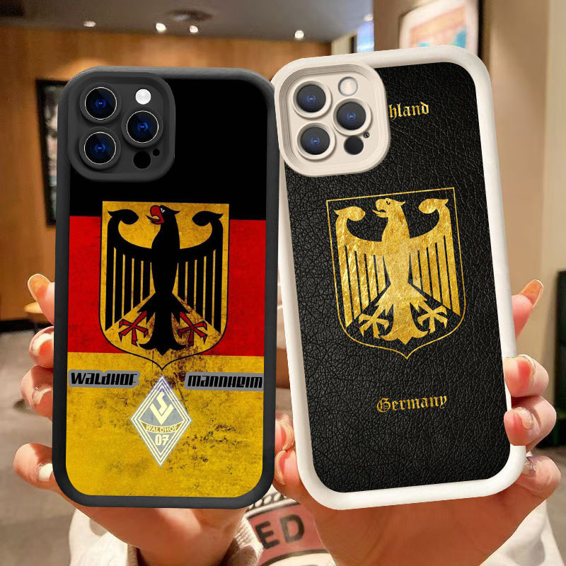 DK-61 DEUTSCHER FOOTBALL BUND Silicone Casing สีดําและสีขาวสําหรับ iPhone 14 15 Pro Max
