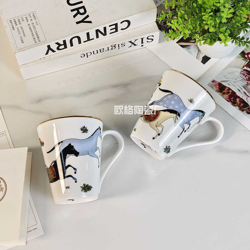 ยุโรปสไตล์ Matt ประณีต Bone China แก้วคู่ถ้วย Golden Stroke Office Matt ของที่ระลึกถ้วยกาแฟของขวัญให