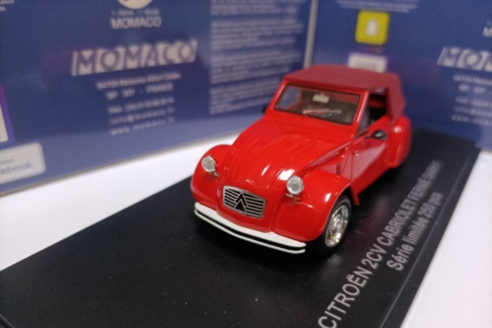 Franstyle 1 43 Citroen Fluffy Classic Car Model 2CV Ferme Sarhy 1954 สีแดง
