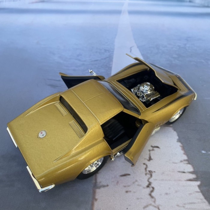 Jada1: 24 Jada Corvette Sable zl-1 จําลองรถโลหะรุ่นคลาสสิกเครื่องประดับแบบคงที่