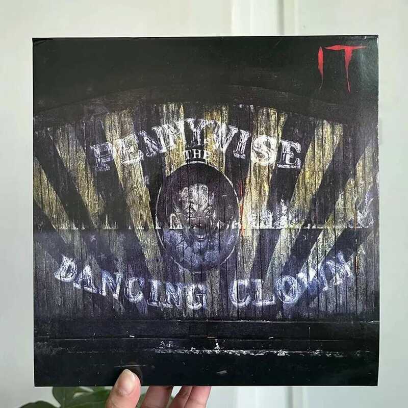 C In Stock NECA Pennywise Joker Figure Pennywise Joker Toy Bill With LED Doll Halloween Horror Chri