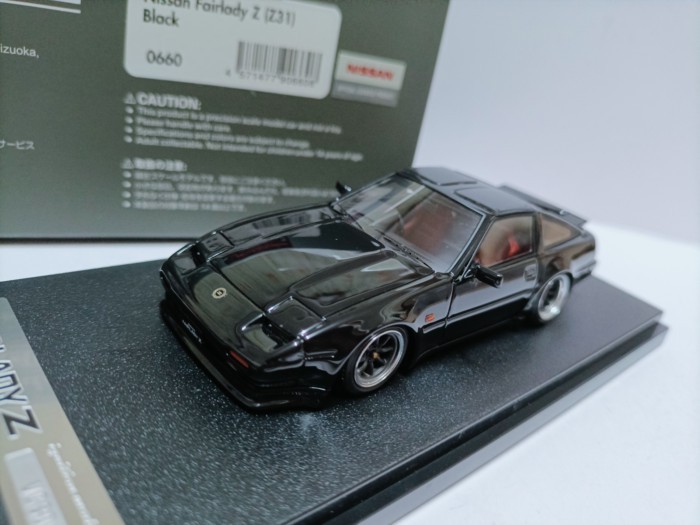 IG 1 43 Nissan Lady รถสปอร์ตสองประตูรุ่น Nissan Fairlady Z Z31 VG30 สีดํา