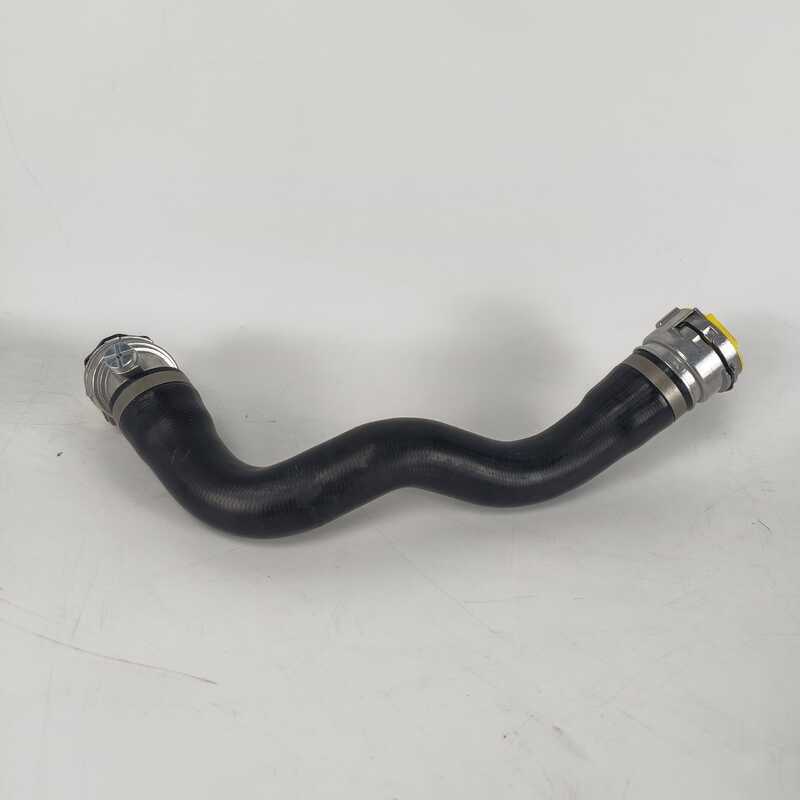 ท่อหม้อน้ําถังน้ํา17127640917 เหมาะสําหรับ BMW X5 E70 X6 E71 35IX 40IX N5