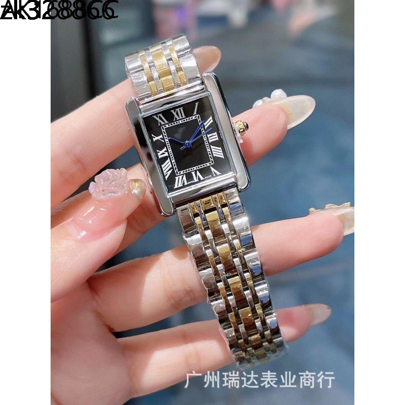 [Shopee Special Selection] Business Fashion Tank Roman Face Gold Santos Square Casual Steel Band Qua