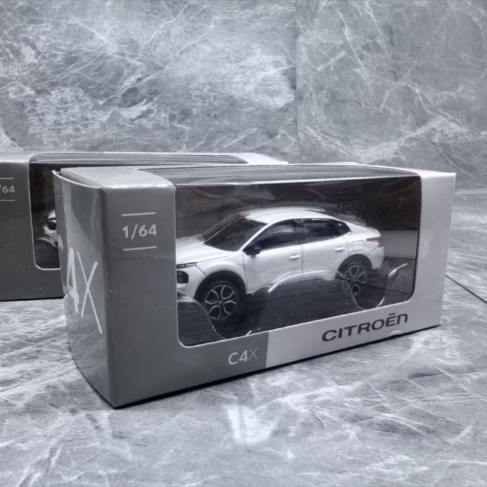 Norwell 1/64 Citroen C4 X 2022 Citroen โมเดลรถเครื่องประดับ