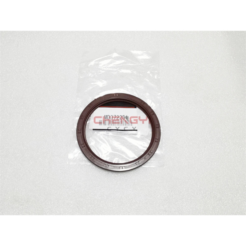 6G72 Engine Crankshaft Rear Oil Seal For Pajero Montero V23W V43 K96W V45W V73W V93W V97W 1052B178