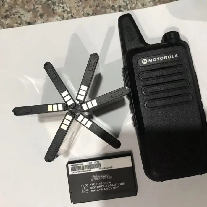 Motorola Mini Walkie-Talkie Battery, Universal Wall Power C1, C50, C51 และแบตเตอรี่อื่น ๆ