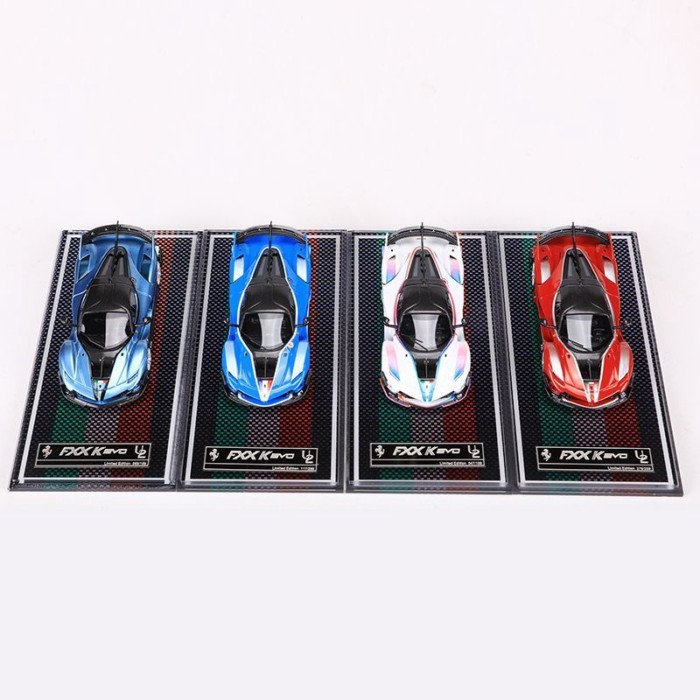 U2 1: 64 Ferrari FXXK EVO คอลเลกชันโมเดลรถเรซิ่น