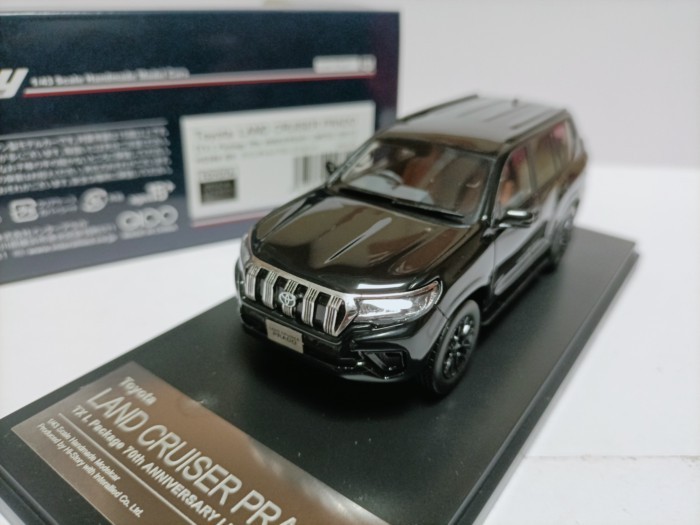 Hi Story 1 43 Toyota Domineering 70th Anniversary รถออฟโรดรุ่น Toyota Prado TXL สีดํา