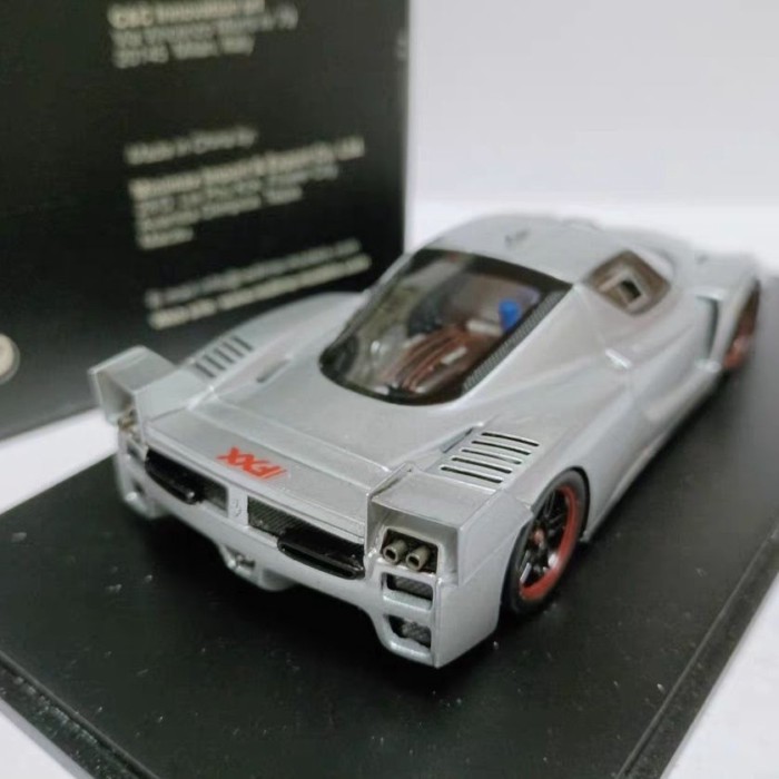 Spark Redline 1/43 Ferrari โมเดล Supercar สองประตู Ferrari FXX Silver