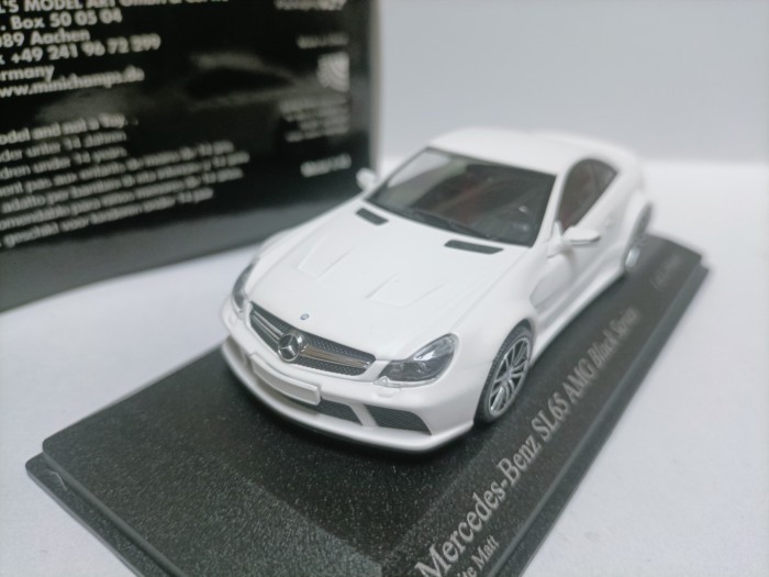 Mini Cut 1 43 Mercedes-Benz ดัดแปลงรถสปอร์ตรุ่น Mercedes SL65 R230 AMG Matte White