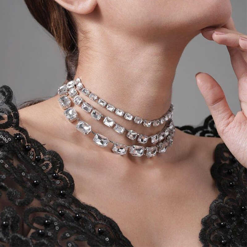 สร้อยคอมัลติเลยerdemคริสตัลสำหรับผู้หญิง สวยงามและเหมาะสำหรับโอกาสต่างๆ