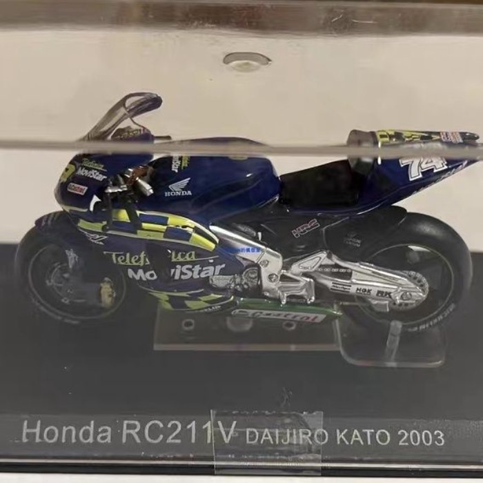 IXO OEM 1/24 Honda RC211V 2003 #74 รถจักรยานยนต์แข่งสําเร็จรูปรุ่น