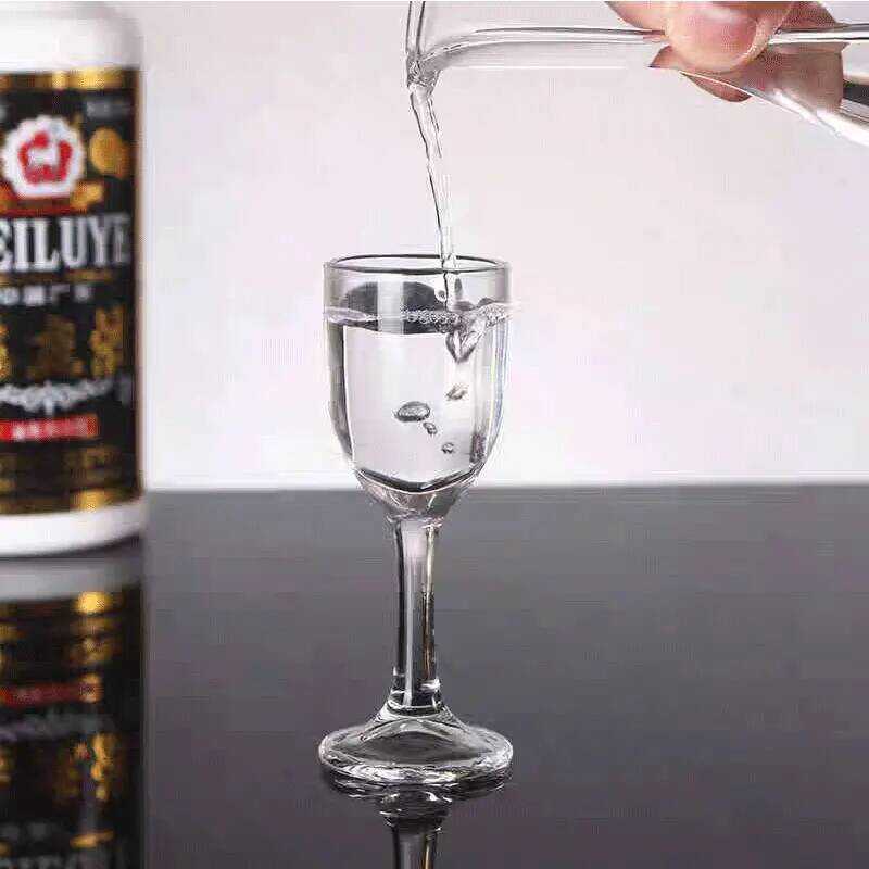C 4 Style Small Spirits Cups One-Sipped Cups Small Wine Cups Transparent Glass Cups Small Tall Glas