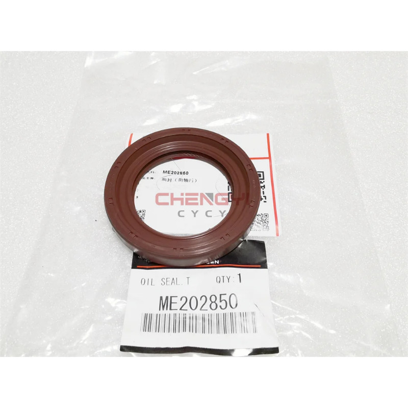 4M40 Engine Oil Seal Crankshaft Front Oil Seal Timing Gear Case For Mitsubishi Pajero Montero KH8W