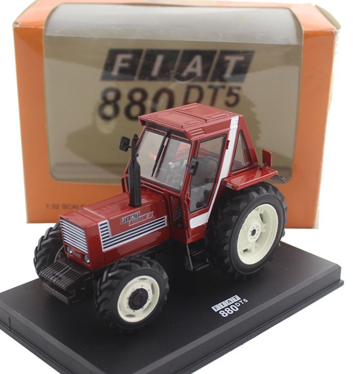 1: 32 FIAT ใหม่เนเธอร์แลนด์ FIAT 880 DT5 รถแทรกเตอร์รถการเกษตรรุ่นโลหะผสมยี่ห้อฝรั่งเศส REP Limited 