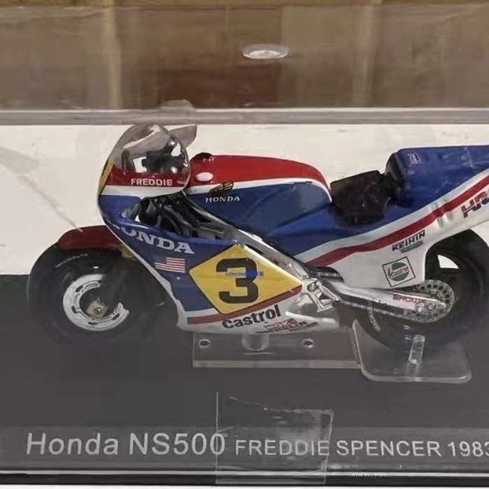 IXO OEM 1/24 Honda NS500 1983 #3 รถจักรยานยนต์แข่งสําเร็จรูปรุ่น