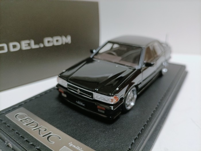 IG 1 43 Nissan Duke รถหรู รุ่น Cedric Y32 GranTurismo Ultima Black