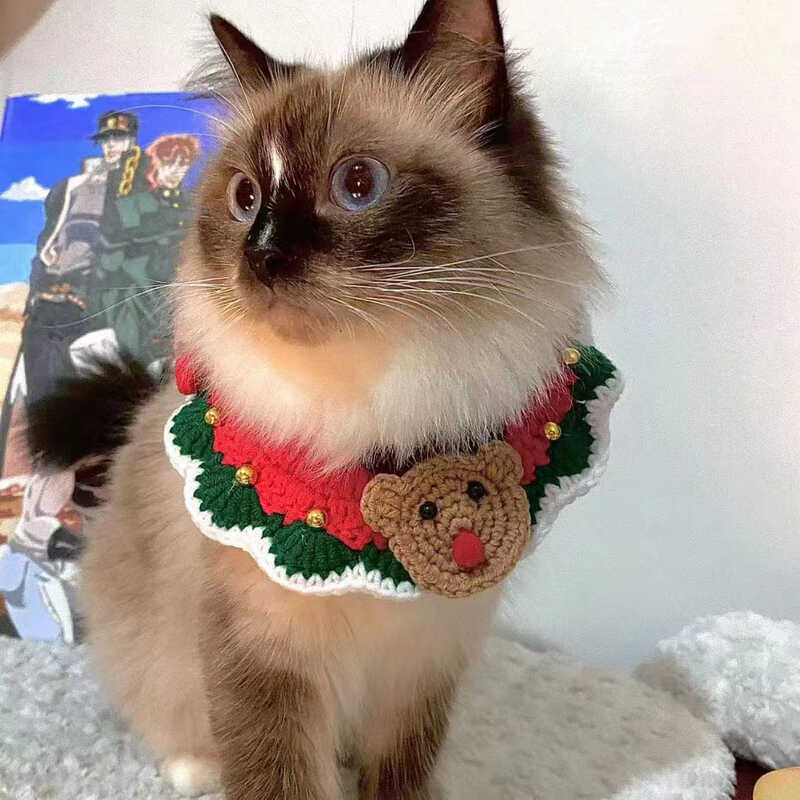 Santa Hand-Knitted Pet Cat Bib Bib ลูกแมวสุนัขขนสัตว์ถักผ้าพันคอคอปก