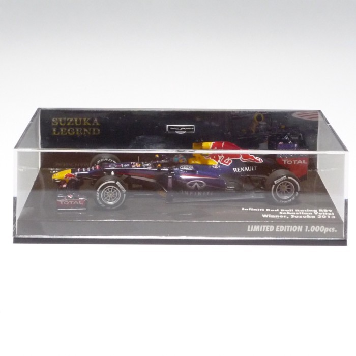 สต็อกพร้อม 1: 43 Mini Cut F1 Red Bull Fleet 2013 Wittel RB9 Japan Station Champion Suzuka Legend
