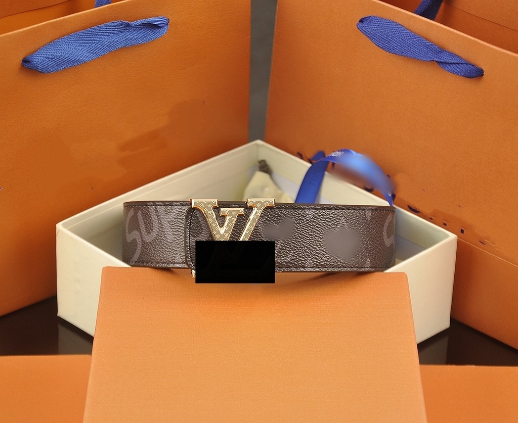 ! เข็มขัดสุภาพสตรีลําลอง Dermis